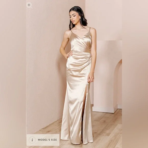 Revelry Rory Dress - Picture 1 of 9